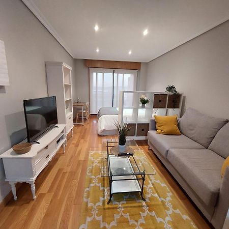 Estudio Centrico Con Garaje Y Vistas Al Mar. Vigo Eksteriør billede