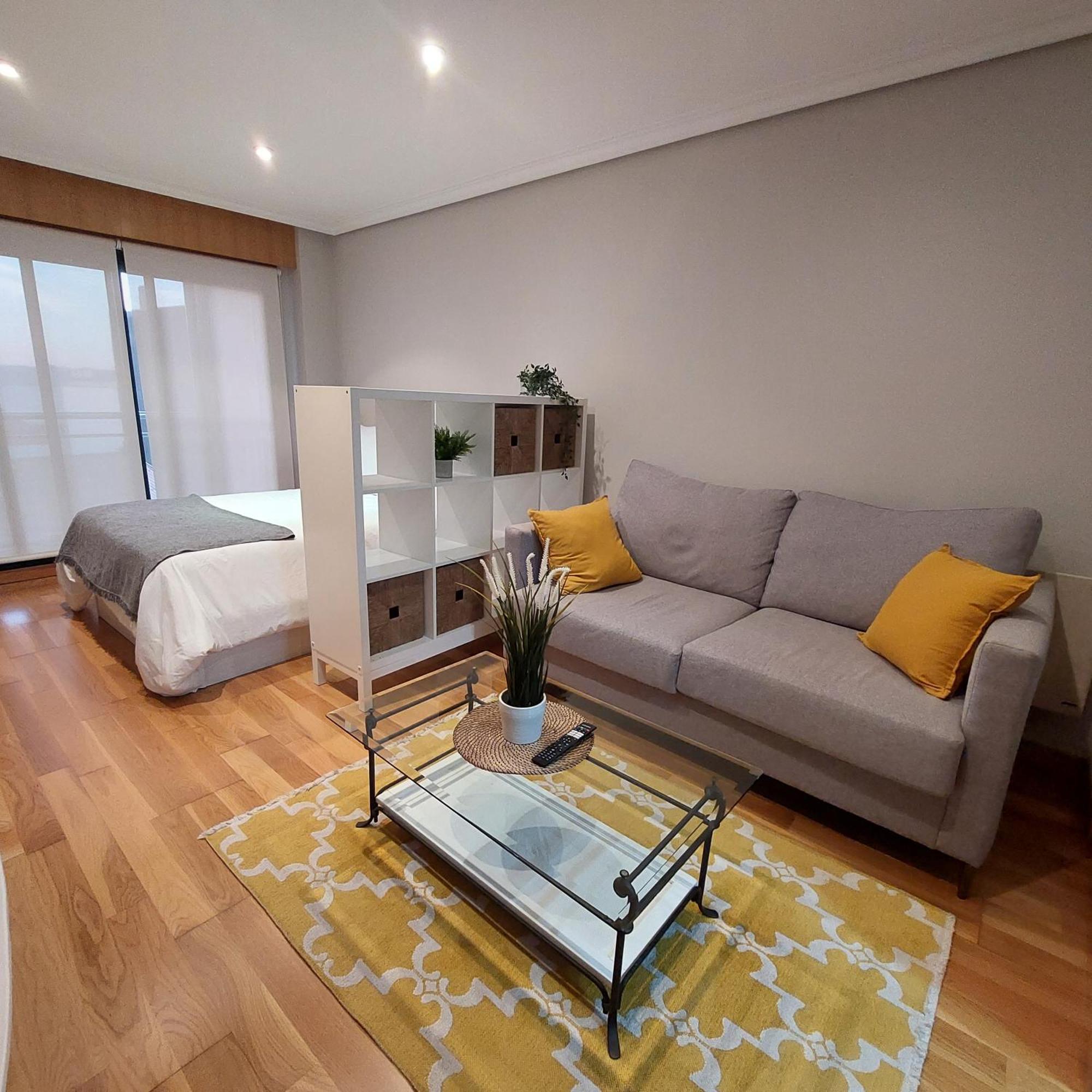 Estudio Centrico Con Garaje Y Vistas Al Mar. Vigo Eksteriør billede